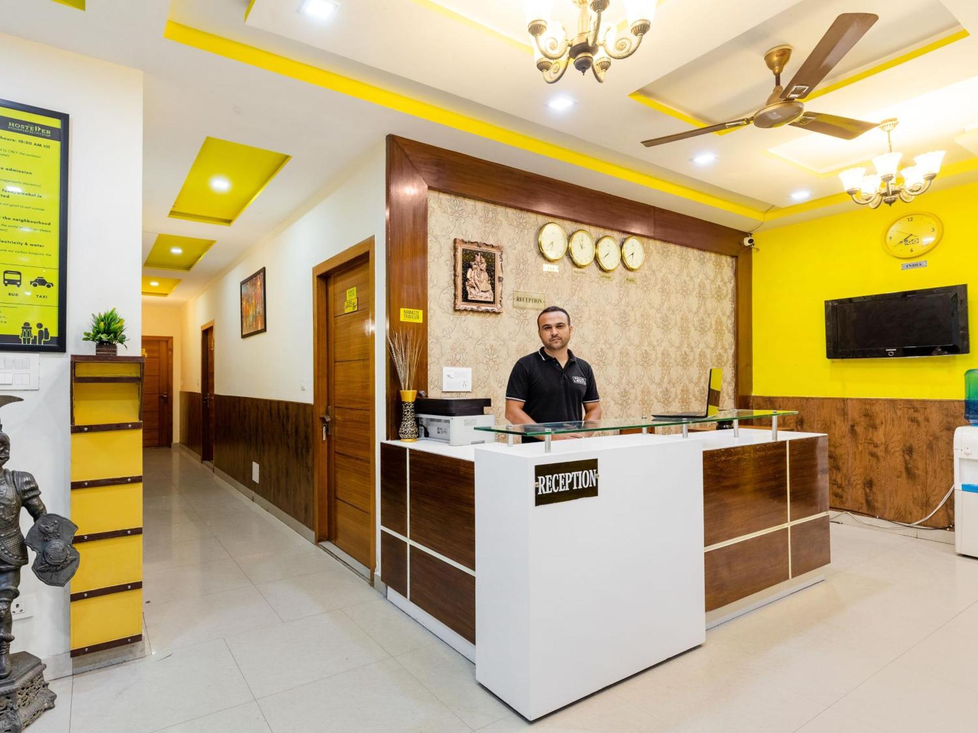 The Hosteller Agra Agra  Buitenkant foto