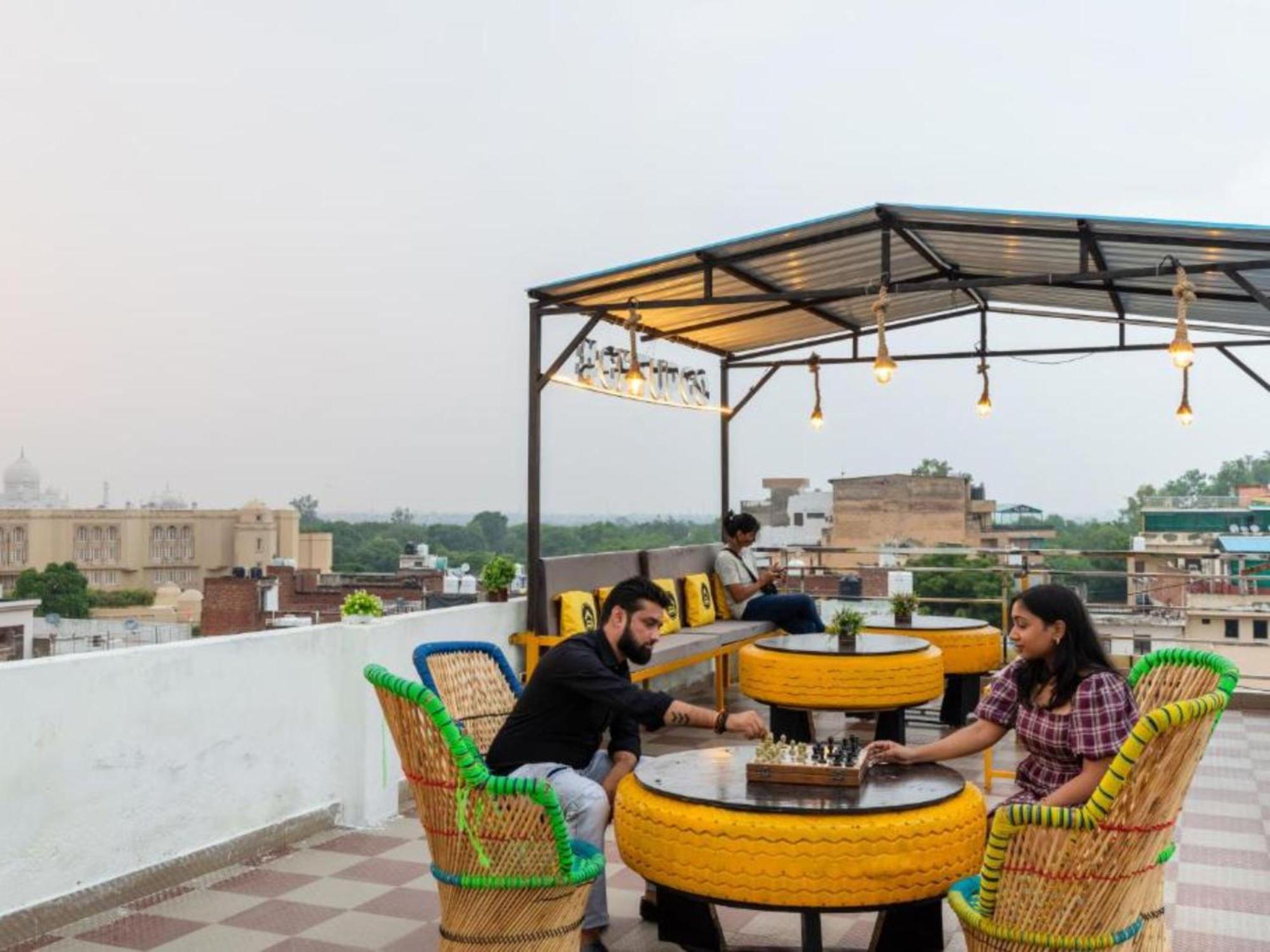 The Hosteller Agra Agra  Buitenkant foto